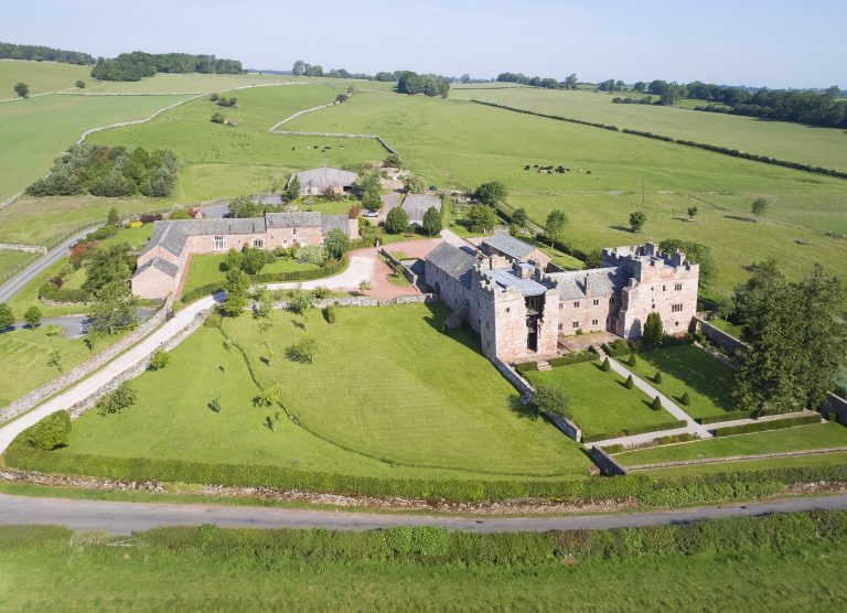 Large Holiday homes and rental properties in the Lake District