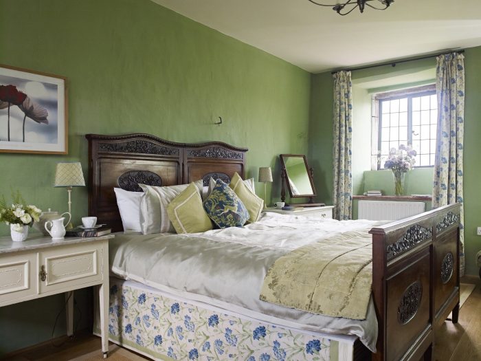 Bedrooms with four-posters