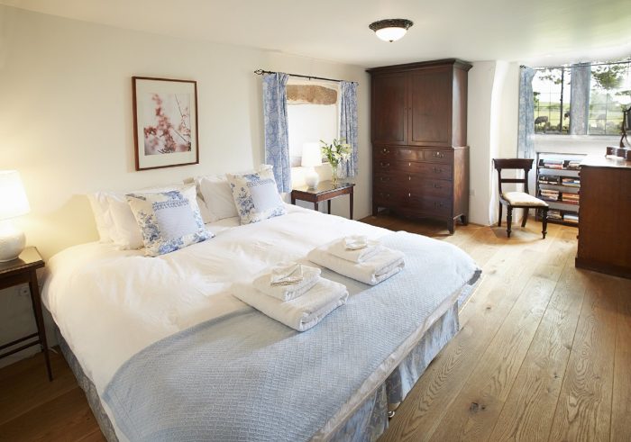 Bedrooms with four-posters