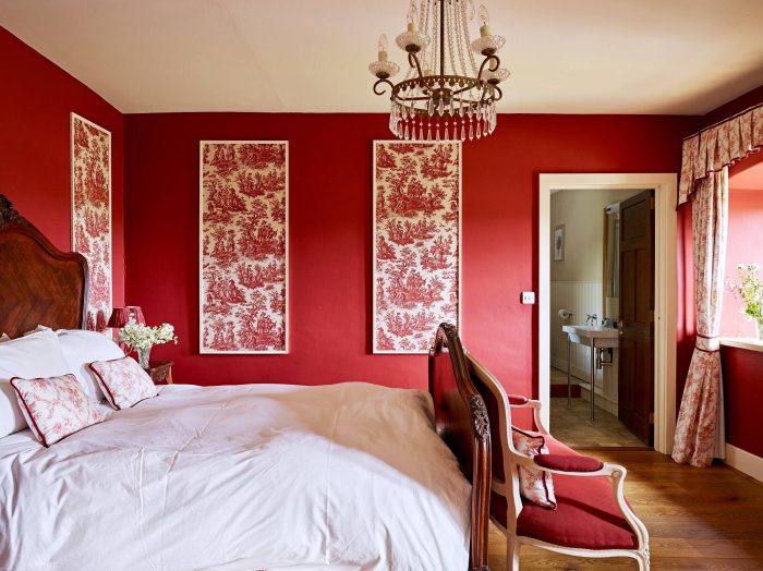 Bedrooms with four-posters