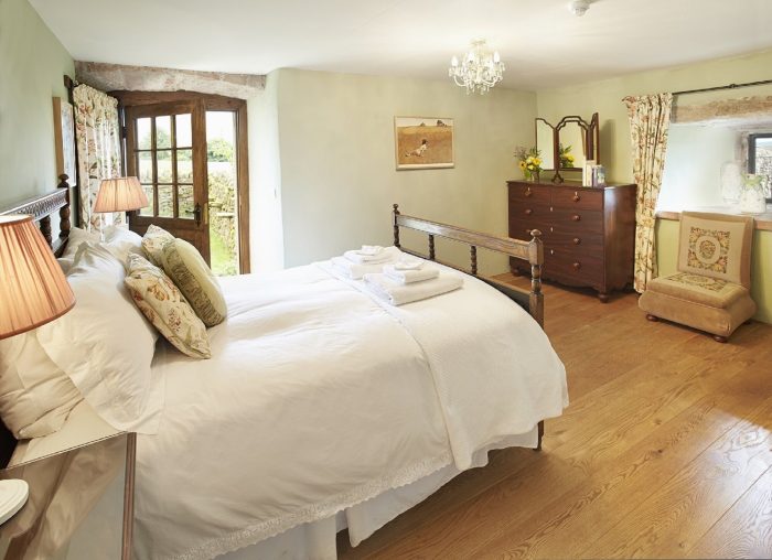 Bedrooms with four-posters