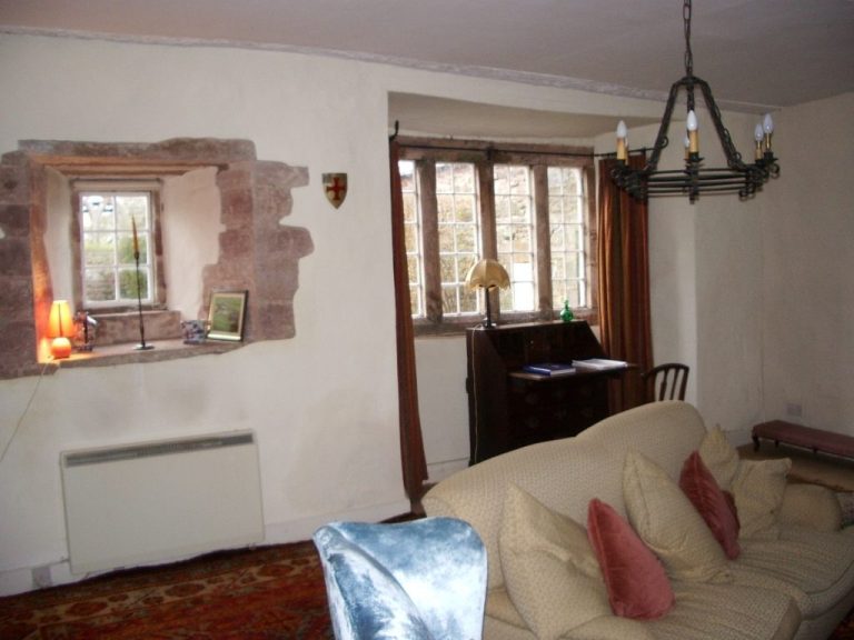 blencowe-hall-billiards-room-before-restoration-1024×768