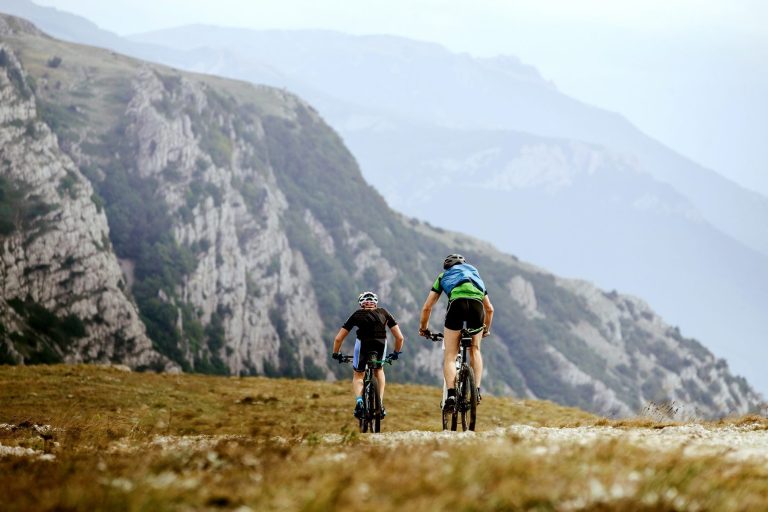 cycling-mountain-biking-in-lake-district-fantastic-scenery