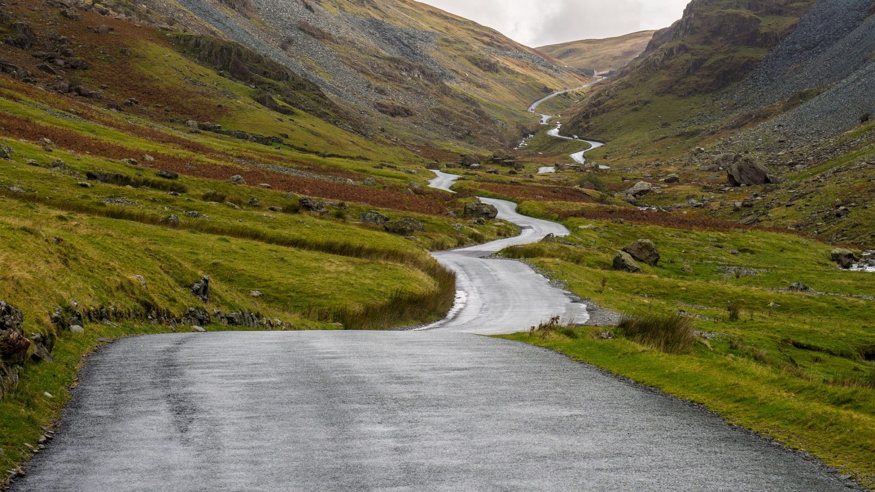 drives-honnister-pass-road-lake-district