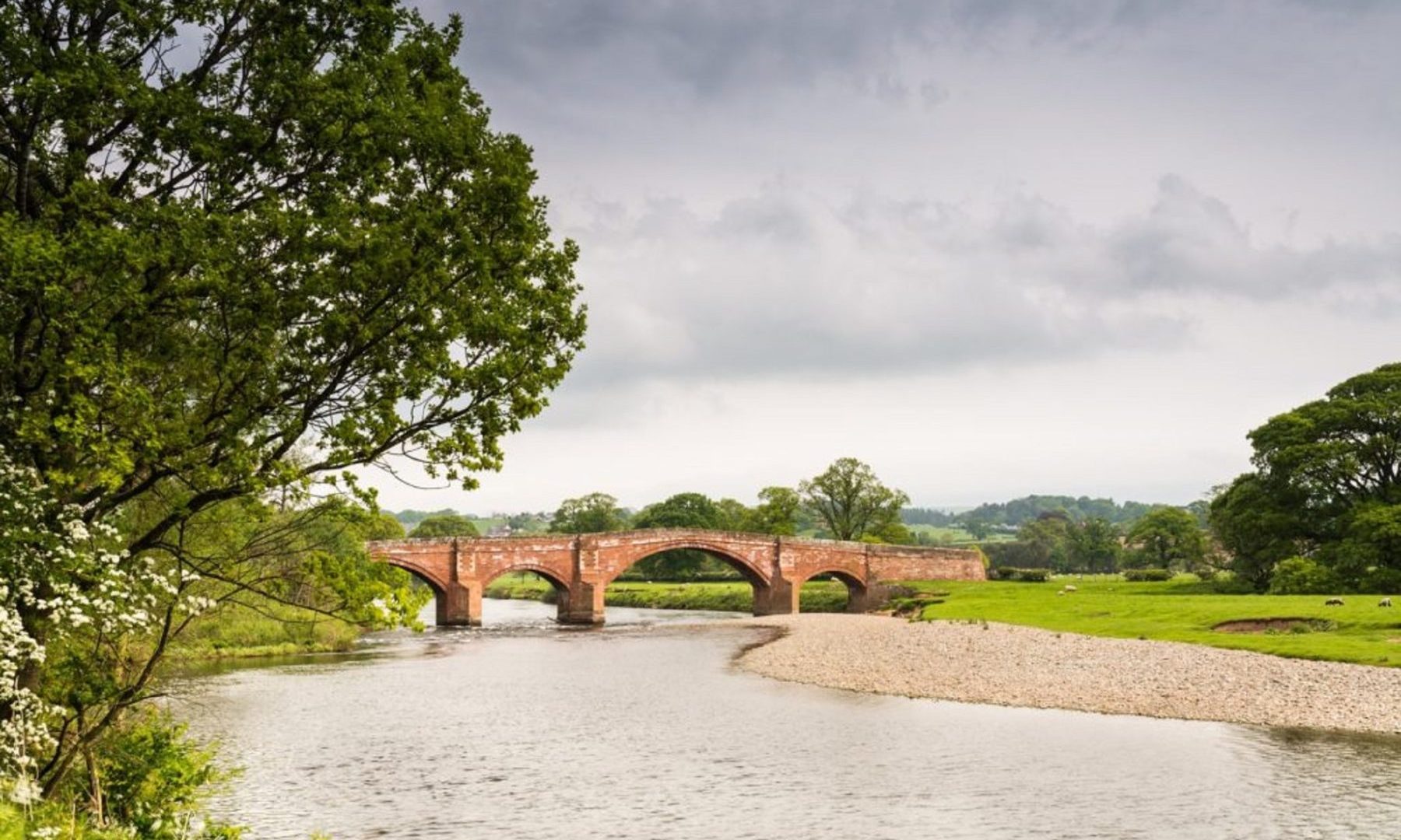 walks-from-glassonby-eden-bridge-eden-river-1024×682