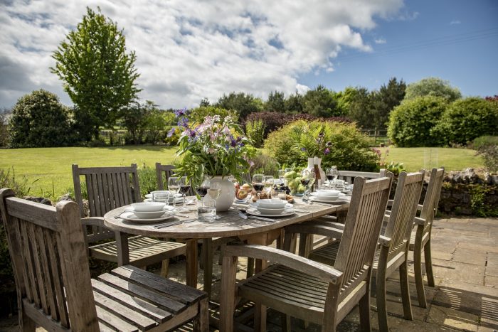 Leisurely alfresco breakfasts