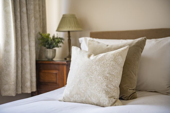 Escape to a cosy hideaway and enjoy panoramic fellside vistas, perfect for stargazing under the night sky