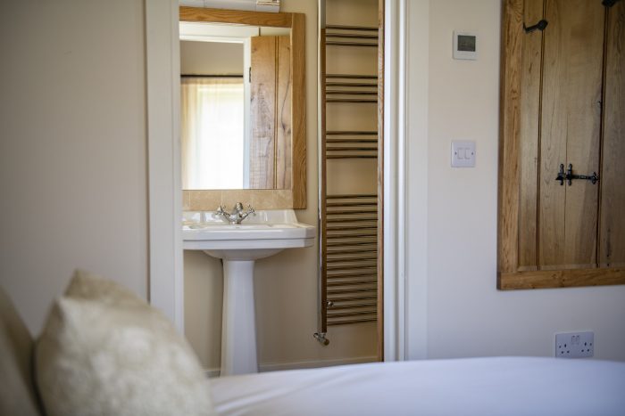 Escape to a cosy hideaway and enjoy panoramic fellside vistas, perfect for stargazing under the night sky