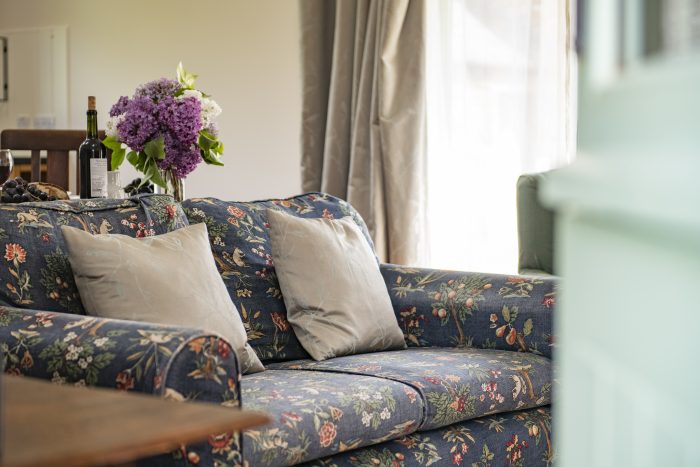 Escape to a cosy hideaway and enjoy panoramic fellside vistas, perfect for stargazing under the night sky