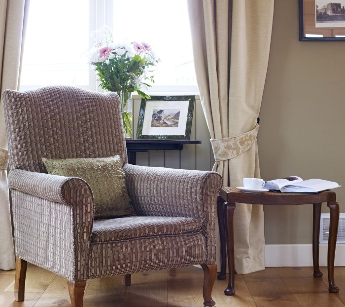 Airy open plan reception rooms