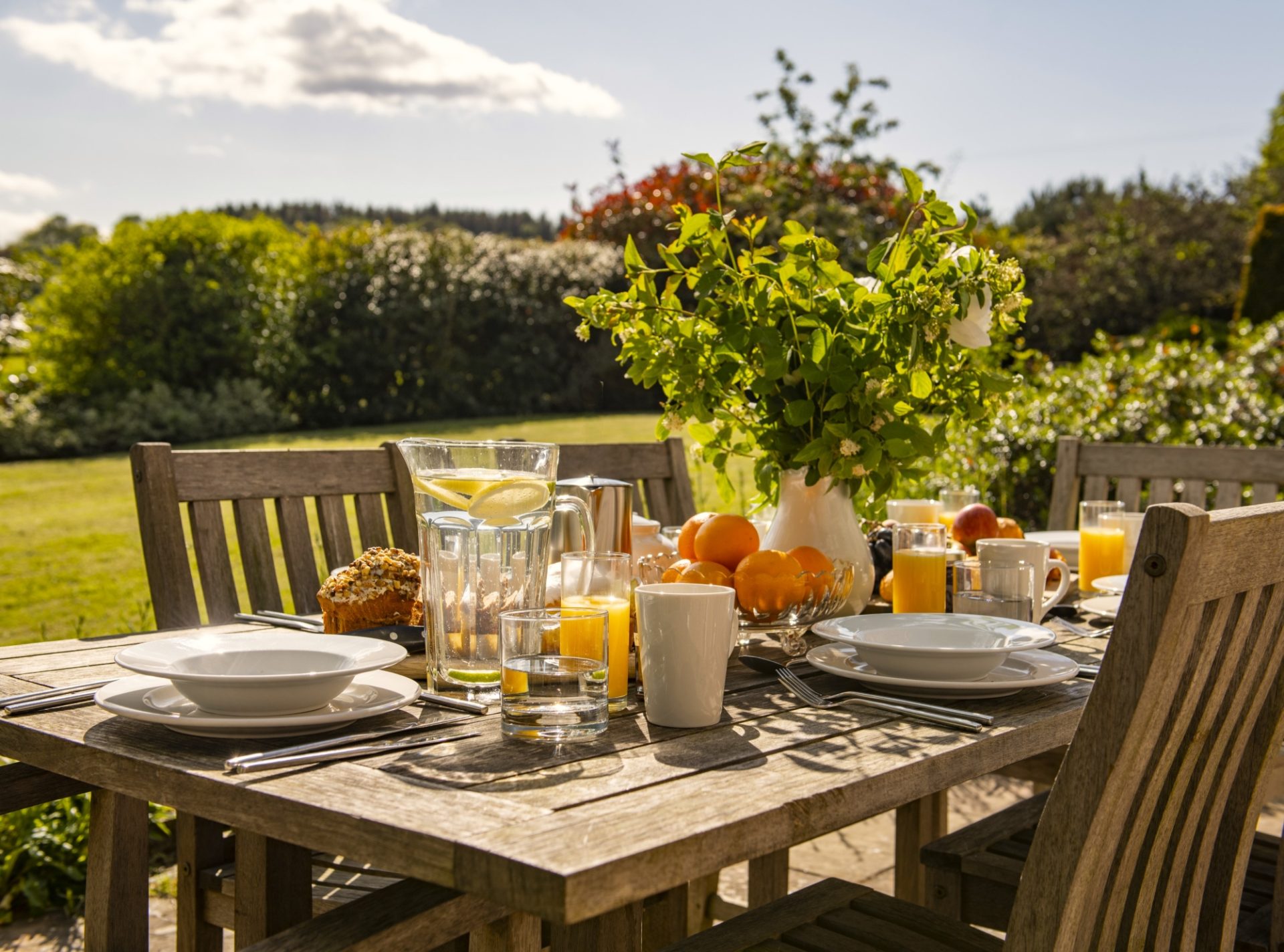 Riverain Coach House garden view self catering holiday home near Lake District – Rowley Estates