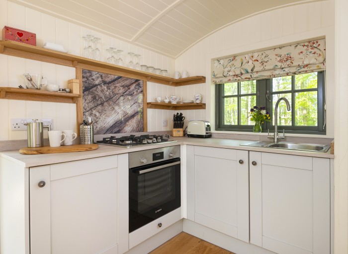 Relax and recharge in Cedar Retreat 