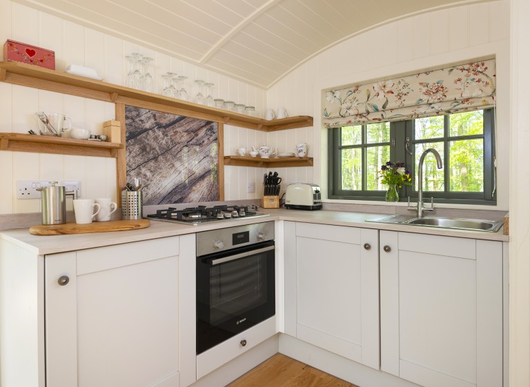 Relax and recharge in Cedar Retreat 