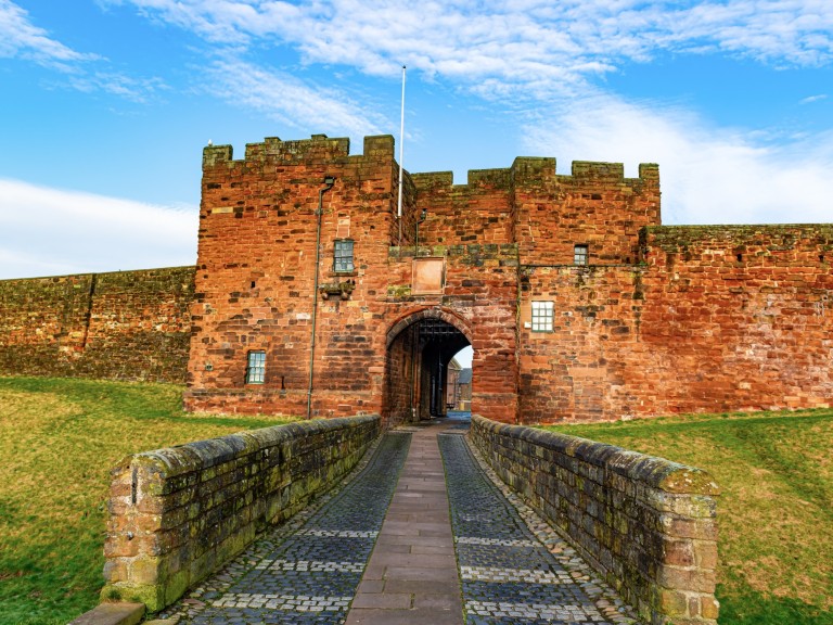 carlisle caslte day front entrance scene history