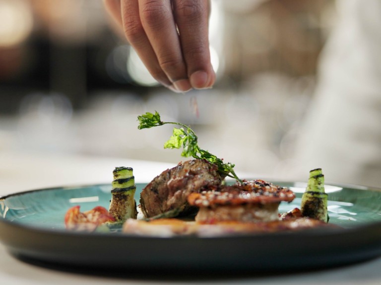 fine dining title image