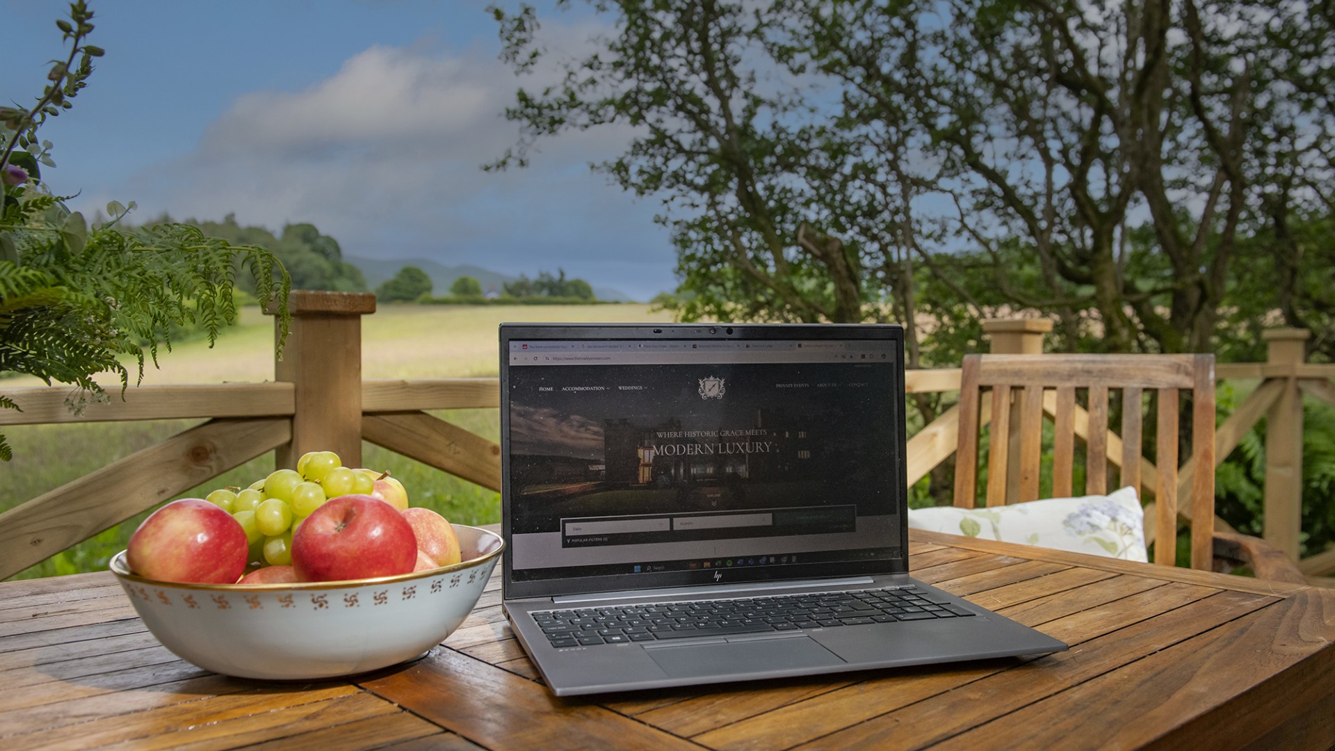 Maple-Retreat-holiday-cabin-work-from-holiday-with-broadband-wifi-The-Rowley-Estates