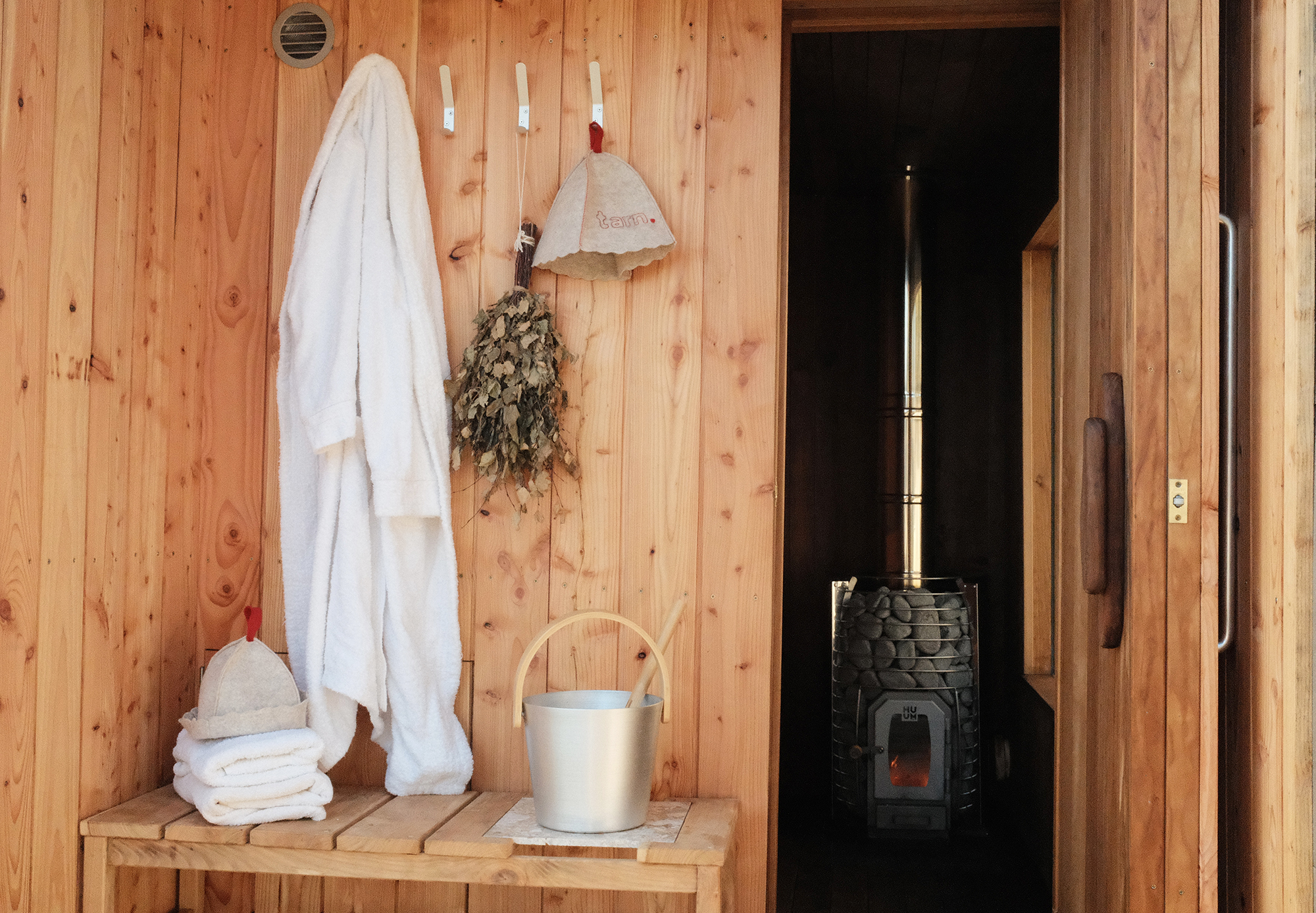 Wood-fired sauna hire
