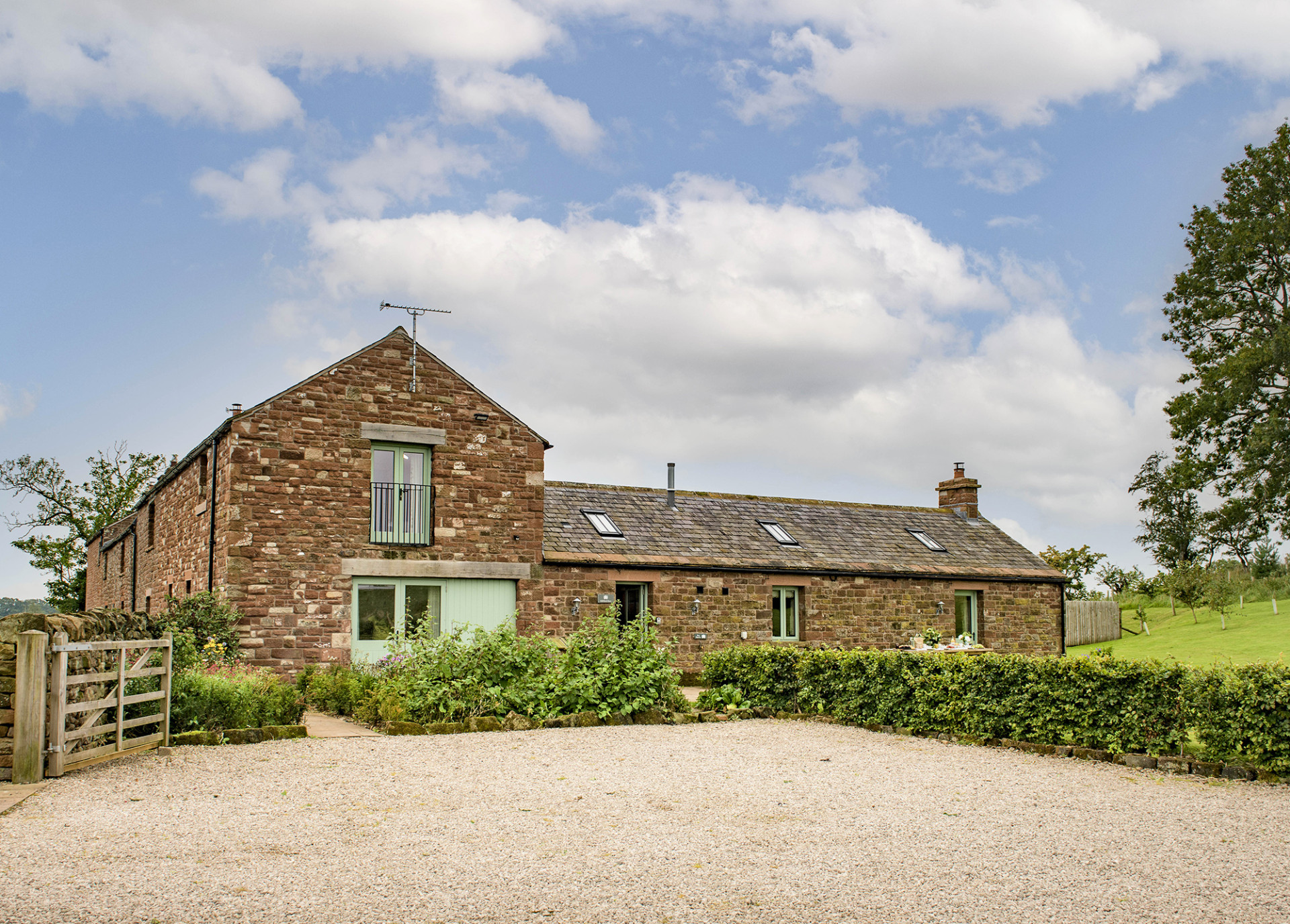 Gill-Beck-Barn-with-gated-private-gravelle-parking-holidays-Lake-District